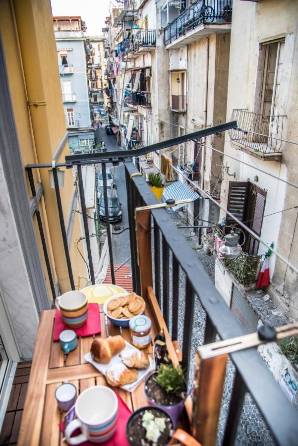 Couette-café Guest Art *